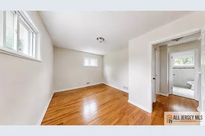 1019 Colby Avenue, Raritan, NJ 08869 - Photo 6