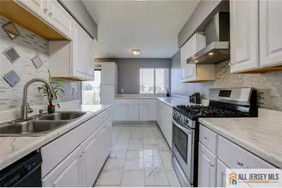 10 Quincy Circle #L-10, South Brunswick Township, NJ 08810 - Photo 12
