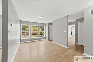 24 Parkside Dr, Jamesburg, NJ 08831 - Photo 8