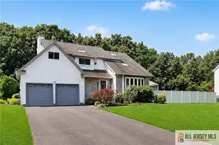 216 Jon St, Old Bridge Township, NJ 08857 - Photo 2
