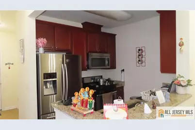 423 Micali Way #423, South Plainfield, NJ 07080 - Photo 2