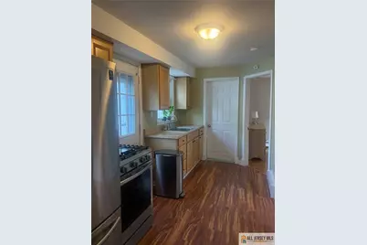 206 Hillcrest Avenue, Old Bridge Township, NJ 08879 - Photo 4