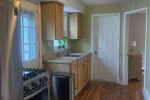206 Hillcrest Ave, Old Bridge Township, NJ 08879 - Photo 4