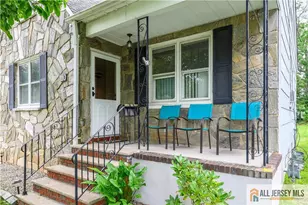 110 Amherst Ave, Colonia, NJ 07067 - Photo 4