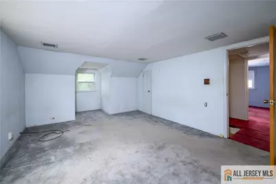 110 Amherst Avenue, Colonia, NJ 07067 - Photo 28
