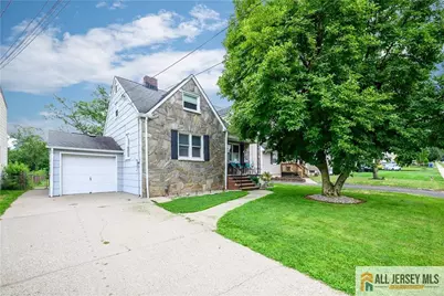110 Amherst Avenue, Colonia, NJ 07067 - Photo 2
