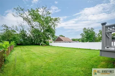 110 Amherst Avenue, Colonia, NJ 07067 - Photo 12