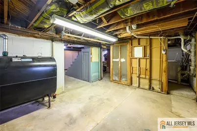 110 Amherst Avenue, Colonia, NJ 07067 - Photo 34