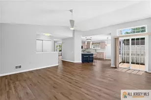 102 Waterside Blvd, Monroe Township, NJ 08831 - Photo 8