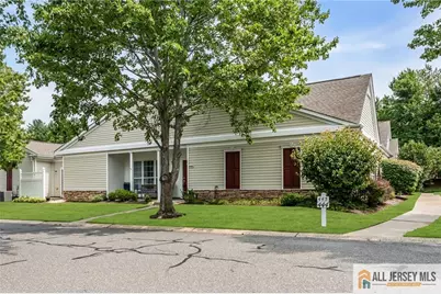 446 Bluebird Drive #446, Monroe Township, NJ 08831 - Photo 2