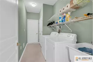 446 Bluebird Dr, Monroe Township, NJ 08831 - Photo 32