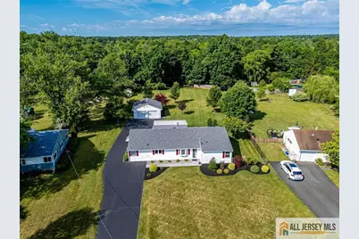 39 Kendall Road, South Brunswick Township, NJ 08824 - Photo 4