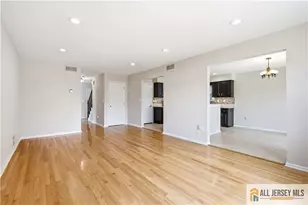 55 Parsler Pl, Fords, NJ 08863 - Photo 4