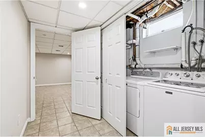 55 Parsler Place, Fords, NJ 08863 - Photo 20