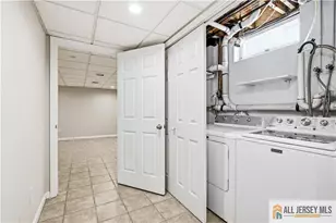 55 Parsler Pl, Fords, NJ 08863 - Photo 20