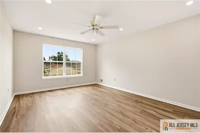 55 Parsler Place, Fords, NJ 08863 - Photo 12