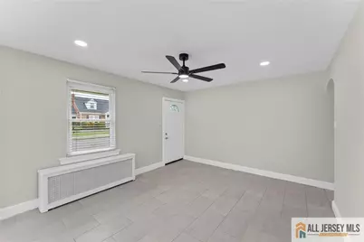 226 Bergen Street, Hamilton Township, NJ 08610 - Photo 6