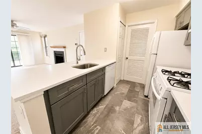 88 Crosspointe Drive #88, East Brunswick Township, NJ 08816 - Photo 6