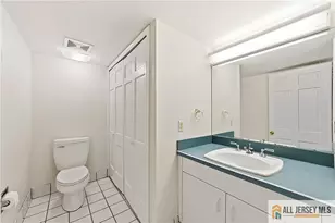 13 Sussex Way, Monroe Township, NJ 08831 - Photo 8