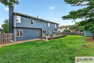 121 W Hill Rd, Colonia, NJ 07067 - Photo 28