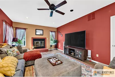 121 W Hill Road, Colonia, NJ 07067 - Photo 16