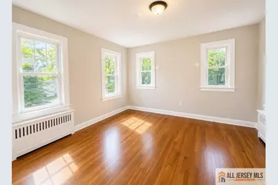 161 Nichol Avenue, New Brunswick, NJ 08901 - Photo 6