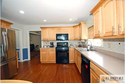 23 10th Street, Monroe Township, NJ 08831 - Photo 10