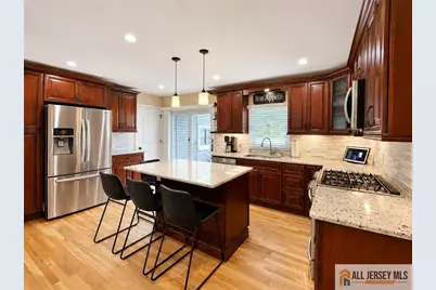 8 Tanglewood Lane, Colonia, NJ 07067 - Photo 6