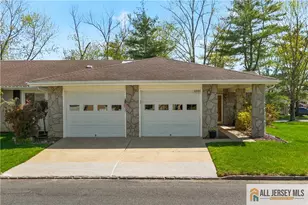 480 Fairton Dr, Monroe Township, NJ 08831 - Photo 2