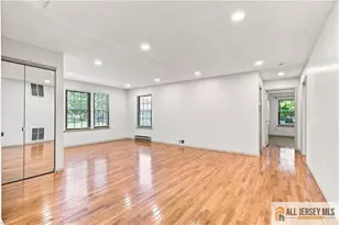 119 Griggs Pl, East Brunswick Township, NJ 08816 - Photo 4
