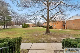 132 The Orchard, East Windsor Township, NJ 08512 - Photo 8