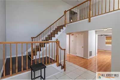 9 Chipwood Lane, North Brunswick Township, NJ 08902 - Photo 4