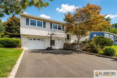 14 Harmon Road, Edison, NJ 08837 - Photo 8