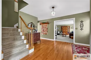 9 Talmadge Dr, Monroe Township, NJ 08831 - Photo 8
