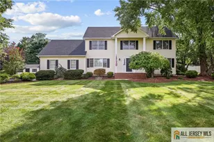 9 Talmadge Dr, Monroe Township, NJ 08831 - Photo 1