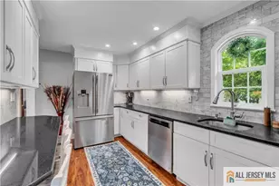 8 Highview Rd, East Brunswick Township, NJ 08816 - Photo 12