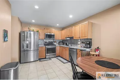 364 Bowler Court, Piscataway Township, NJ 08854 - Photo 10