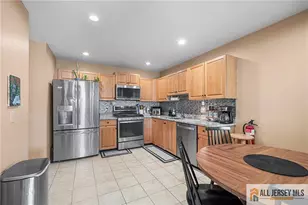 364 Bowler Ct, Piscataway Township, NJ 08854 - Photo 10