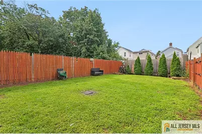 24 Welton Street, New Brunswick, NJ 08901 - Photo 12
