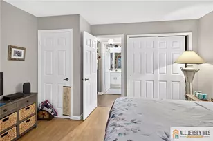 5 Hillsborough Dr, Monroe Township, NJ 08831 - Photo 26