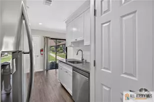 47 Wild Turkey Way, Manalapan Township, NJ 07726 - Photo 8