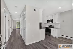 47 Wild Turkey Way, Manalapan Township, NJ 07726 - Photo 2
