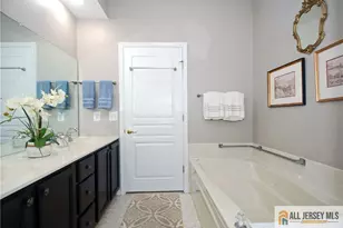 654 Bluebird Dr, Monroe Township, NJ 08831 - Photo 36