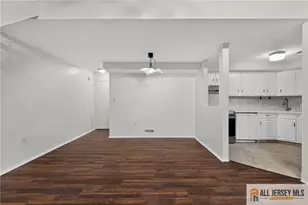 2204 Aspen Dr, Plainsboro Township, NJ 08536 - Photo 6