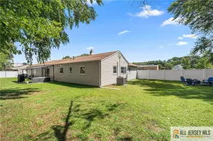 3 11th Ave, Monroe Township, NJ 08831 - Photo 32