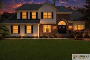 16 Dante Rd, Monroe Township, NJ 08831 - Photo 4