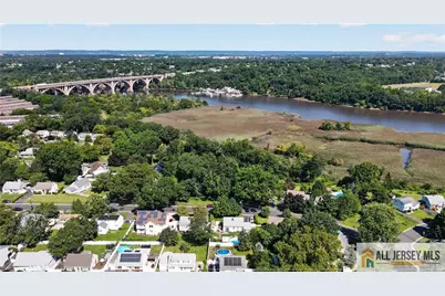 112 Tunison Road, New Brunswick, NJ 08901 - Photo 20