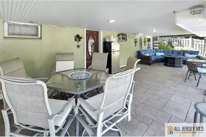 112 Tunison Road, New Brunswick, NJ 08901 - Photo 16