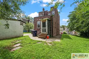 364 Alpine St, Perth Amboy, NJ 08861 - Photo 18