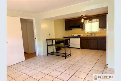 35 Wellington Road, East Brunswick Township, NJ 08816 - Photo 12